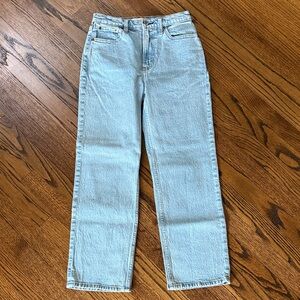 B8 Abercrombie & Fitch Women’s 24/00 Sky Blue Straight Leg Jeans
